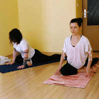 Full moon gentle yoga | Jemná úplňková jóga Kristýnou a Alicí (CZE) | 50 minut